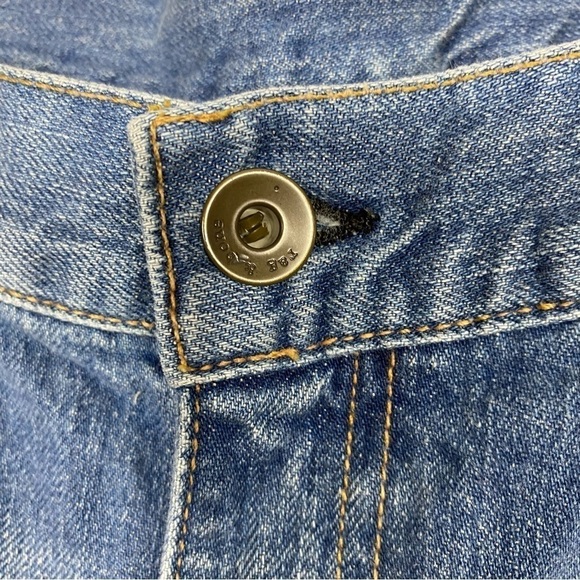 rag & bone Boyfriend Moss Ripped-Knee Jeans - Picture 7 of 12